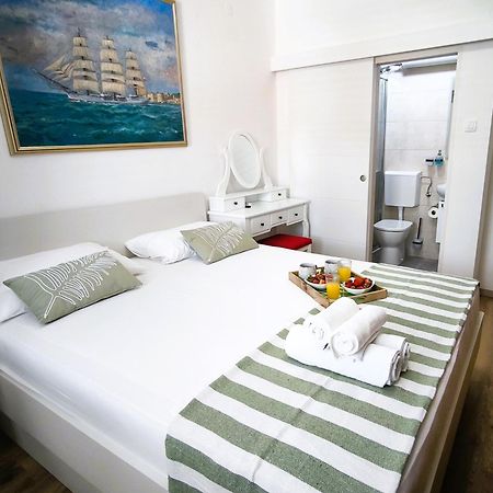 Apartment Lea Bayview ดูบรอฟนิก ภายนอก รูปภาพ