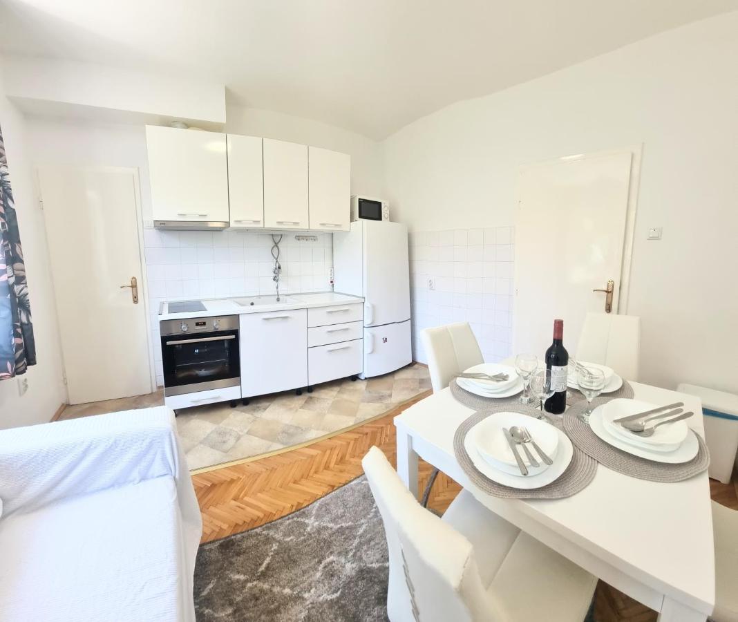 Apartment Lea Bayview ดูบรอฟนิก ภายนอก รูปภาพ