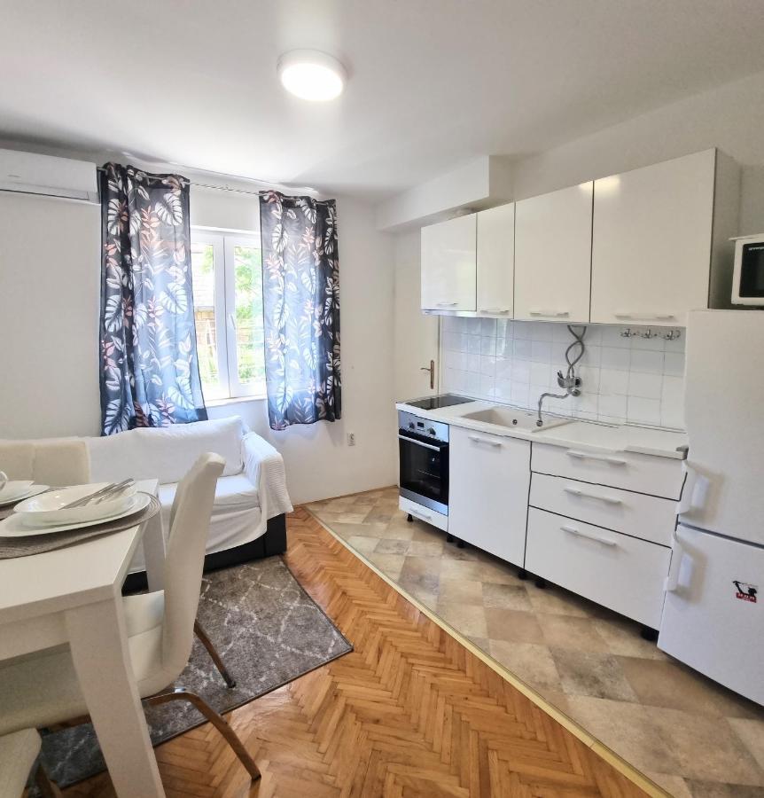 Apartment Lea Bayview ดูบรอฟนิก ภายนอก รูปภาพ