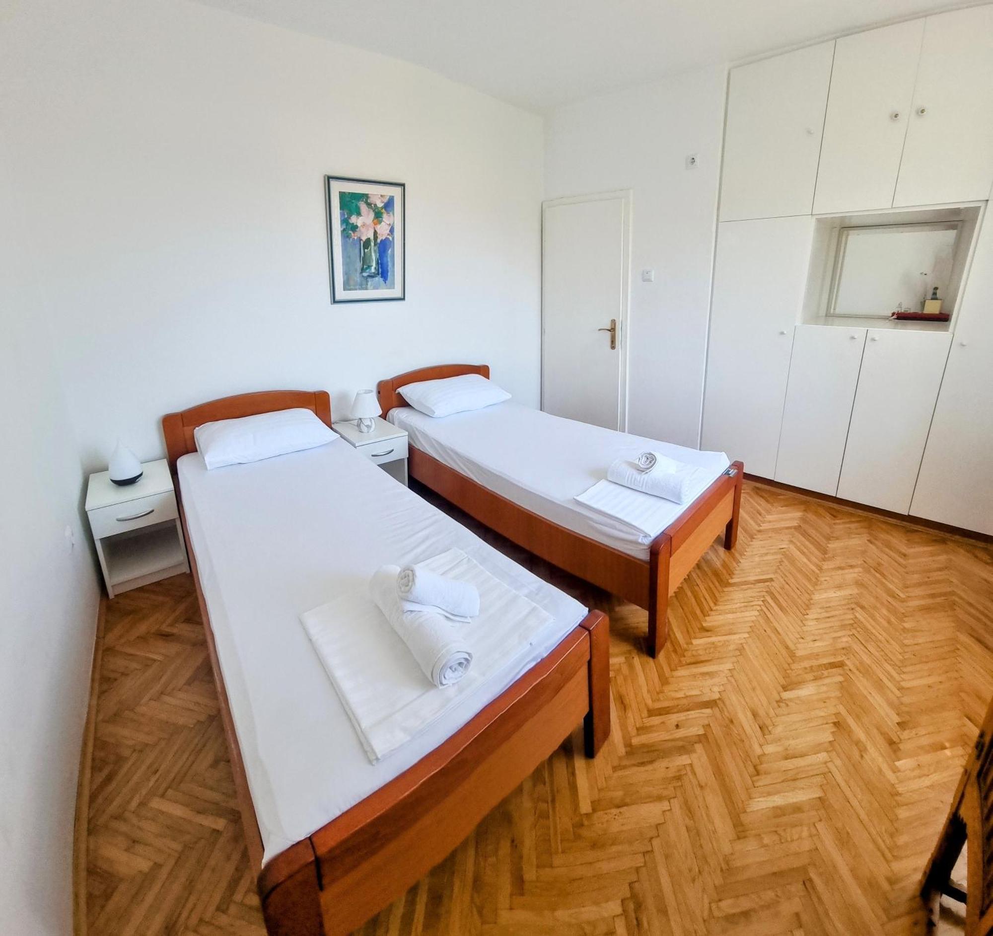 Apartment Lea Bayview ดูบรอฟนิก ภายนอก รูปภาพ