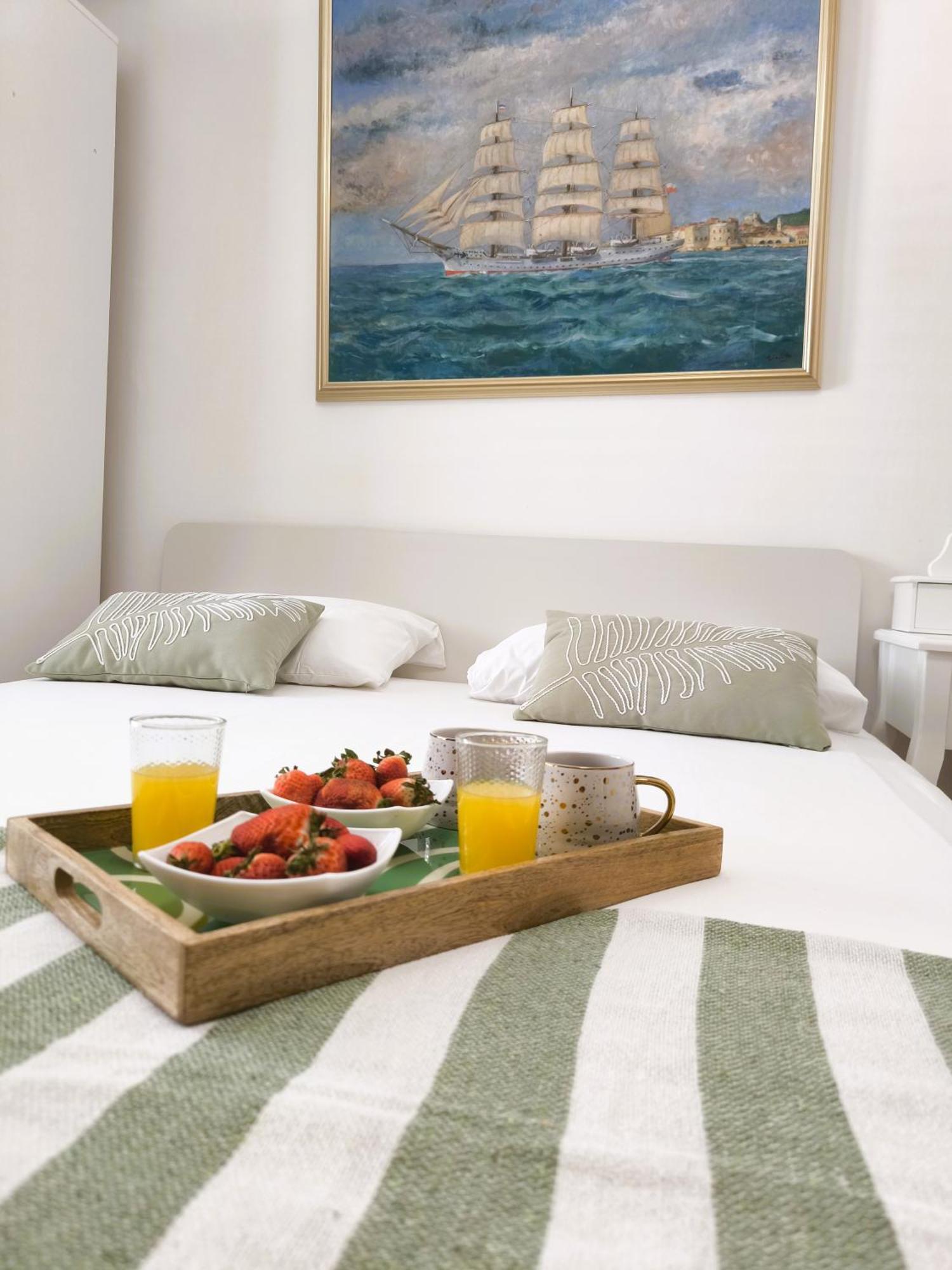 Apartment Lea Bayview ดูบรอฟนิก ภายนอก รูปภาพ